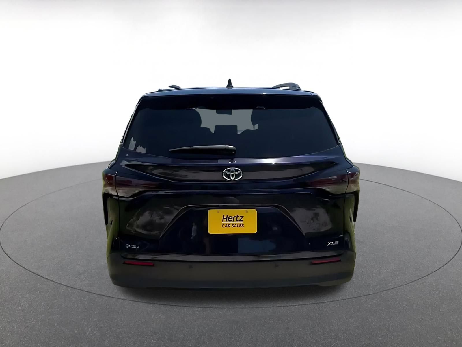 Thumbnail: 2025 Toyota Sienna - 12