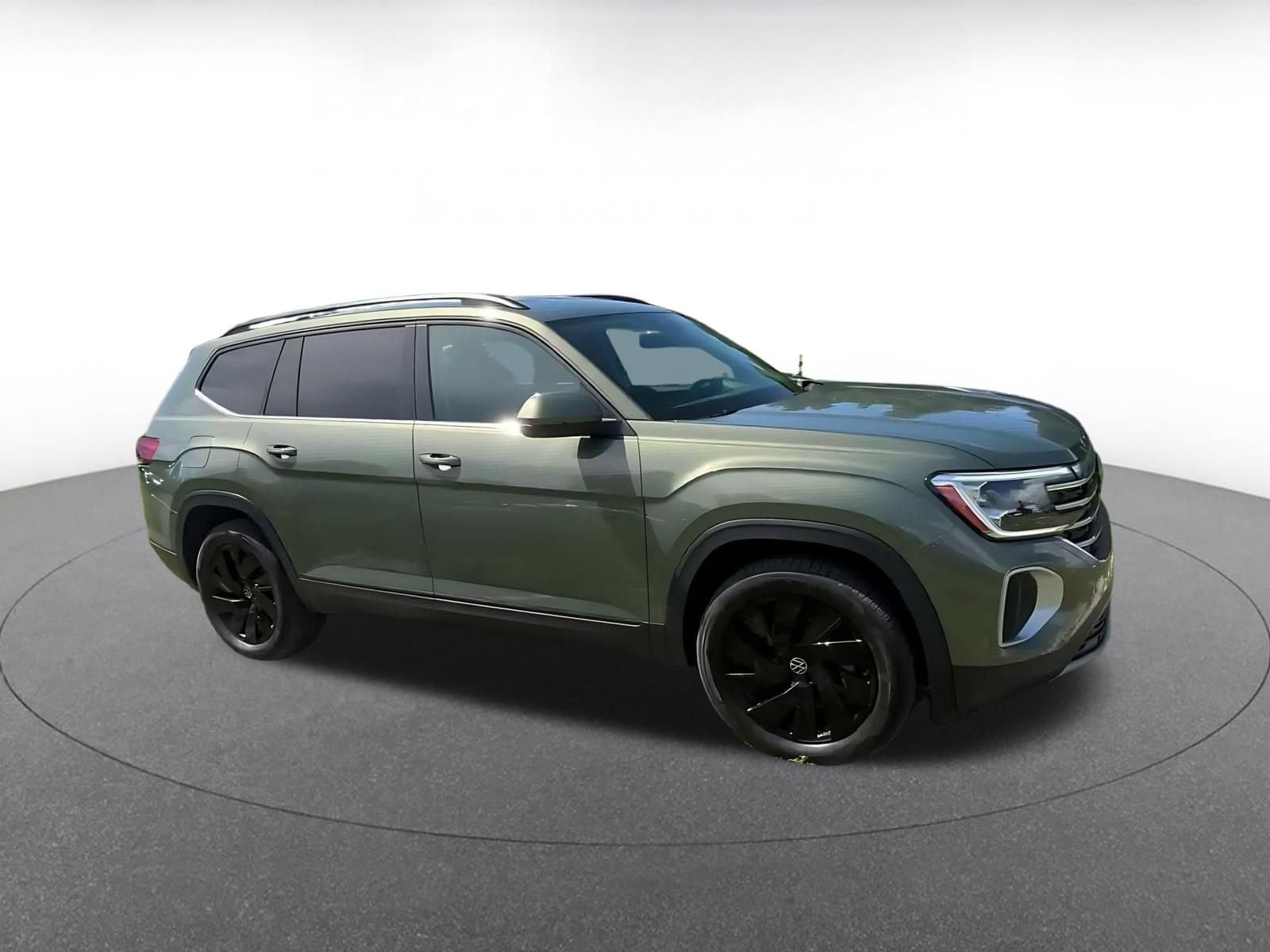 Thumbnail: 2026 Volkswagen Atlas - 2