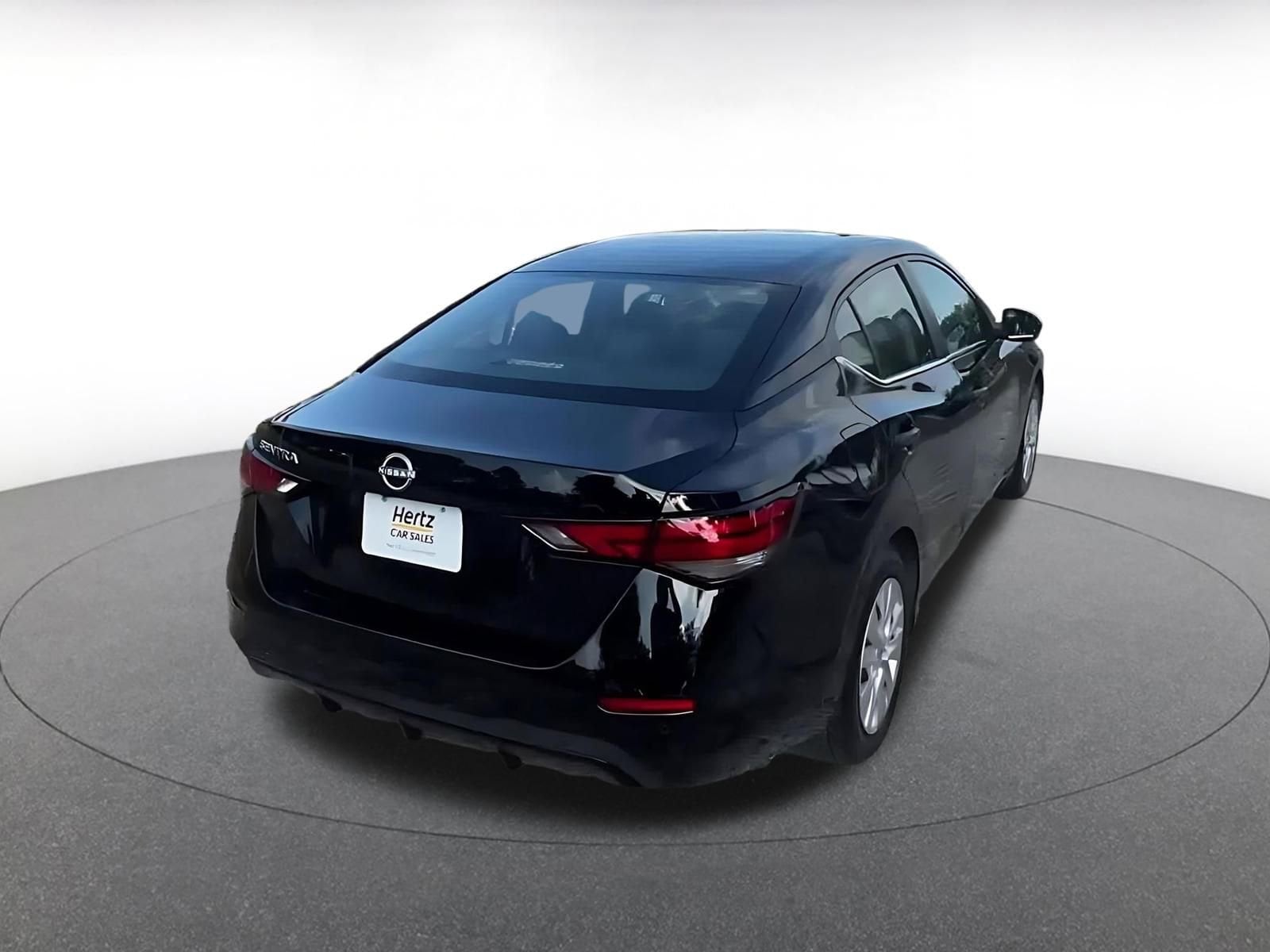 Thumbnail: 2025 Nissan Sentra - 14