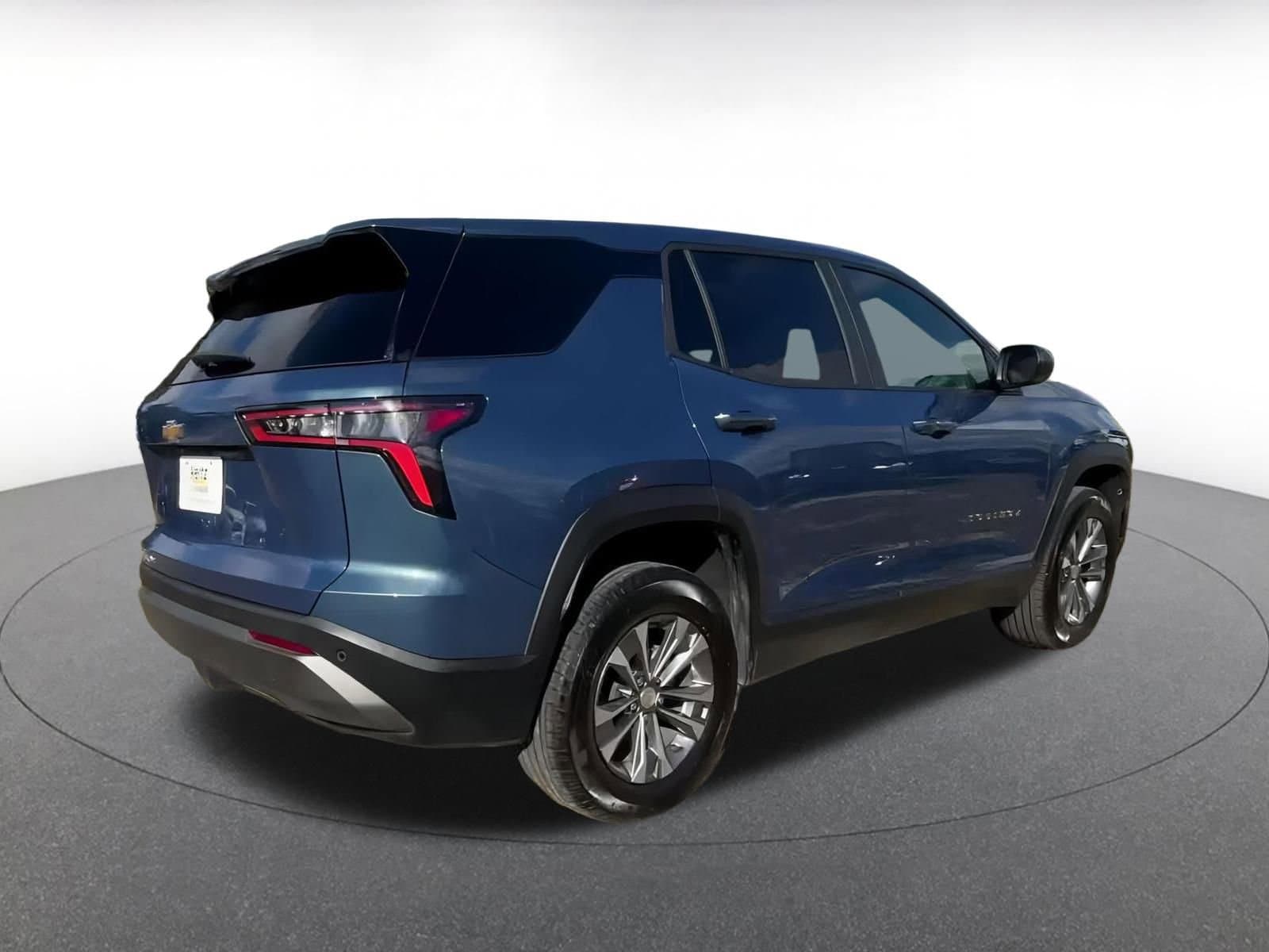 Thumbnail: 2025 Chevrolet Equinox - 15