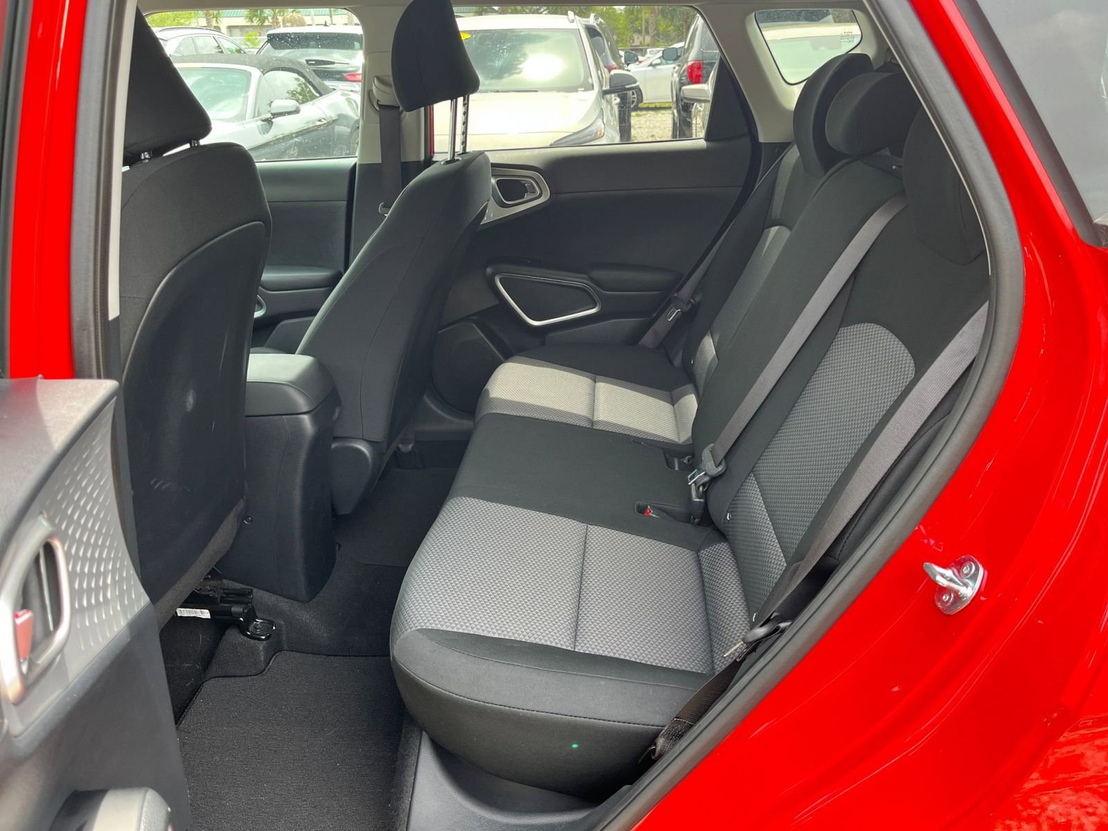 2024 Kia Soul LX 19