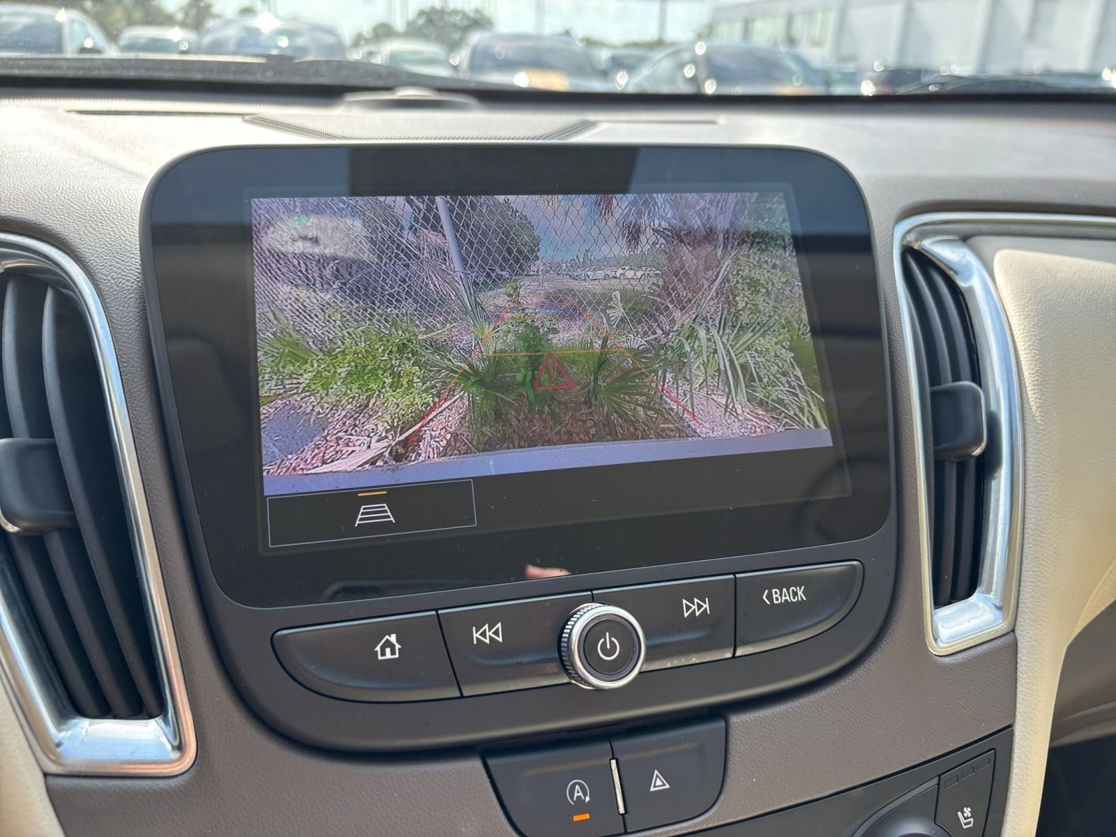 Thumbnail: 2024 Chevrolet Malibu - 17