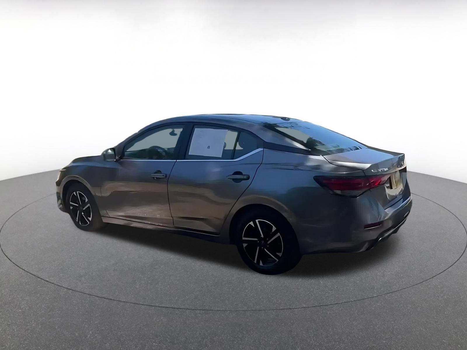 Thumbnail: 2025 Nissan Sentra - 10