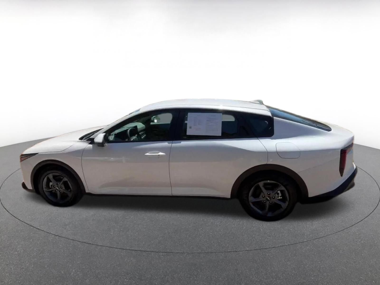 Thumbnail: 2025 Kia K4 - 11