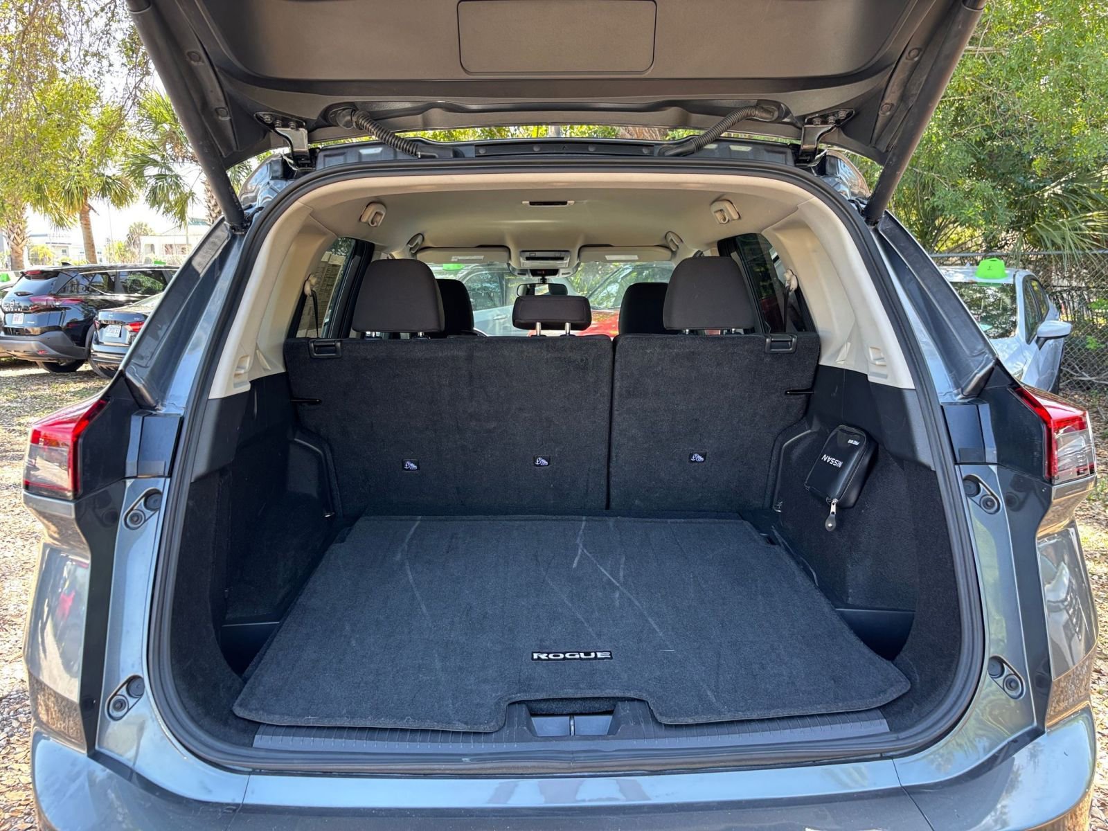 Thumbnail: 2025 Nissan Rogue - 33