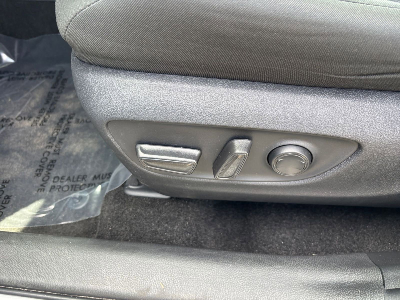 Thumbnail: 2025 Toyota RAV4 - 24