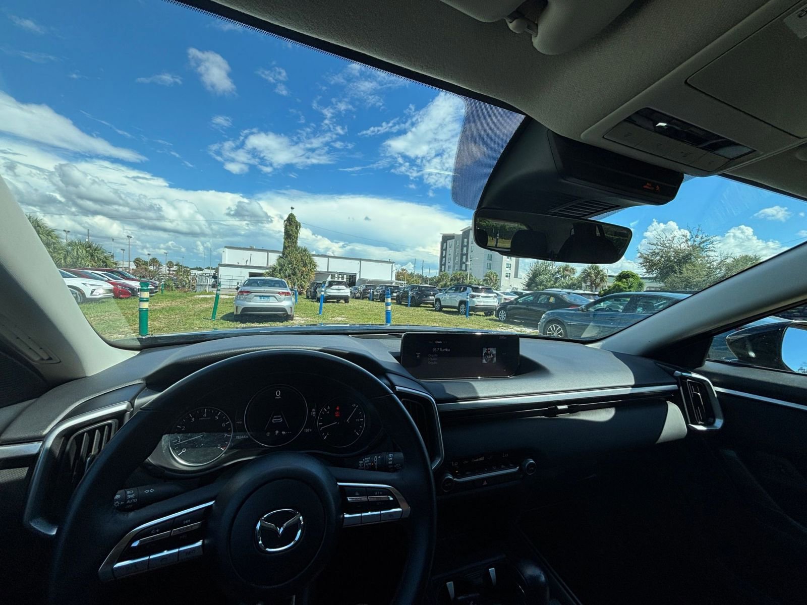 Thumbnail: 2025 Mazda CX-50 - 33