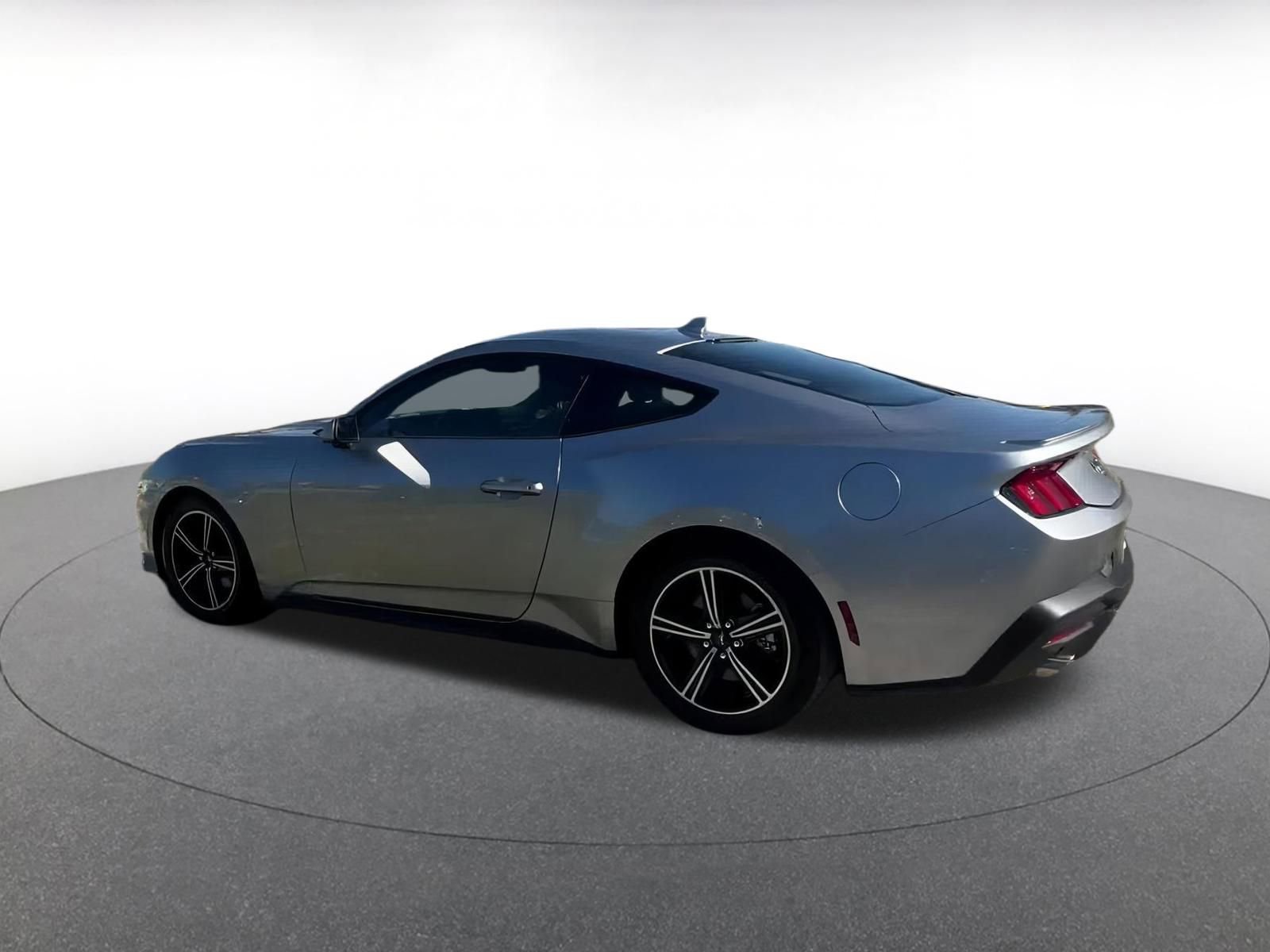 Thumbnail: 2024 Ford Mustang - 10