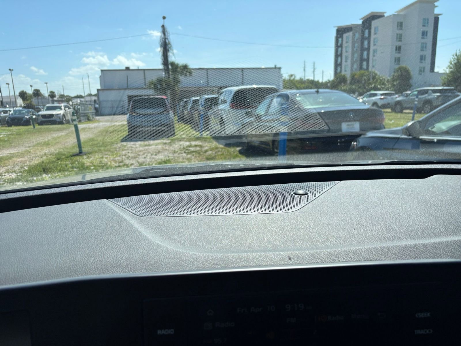 Thumbnail: 2025 Kia Sportage - 17