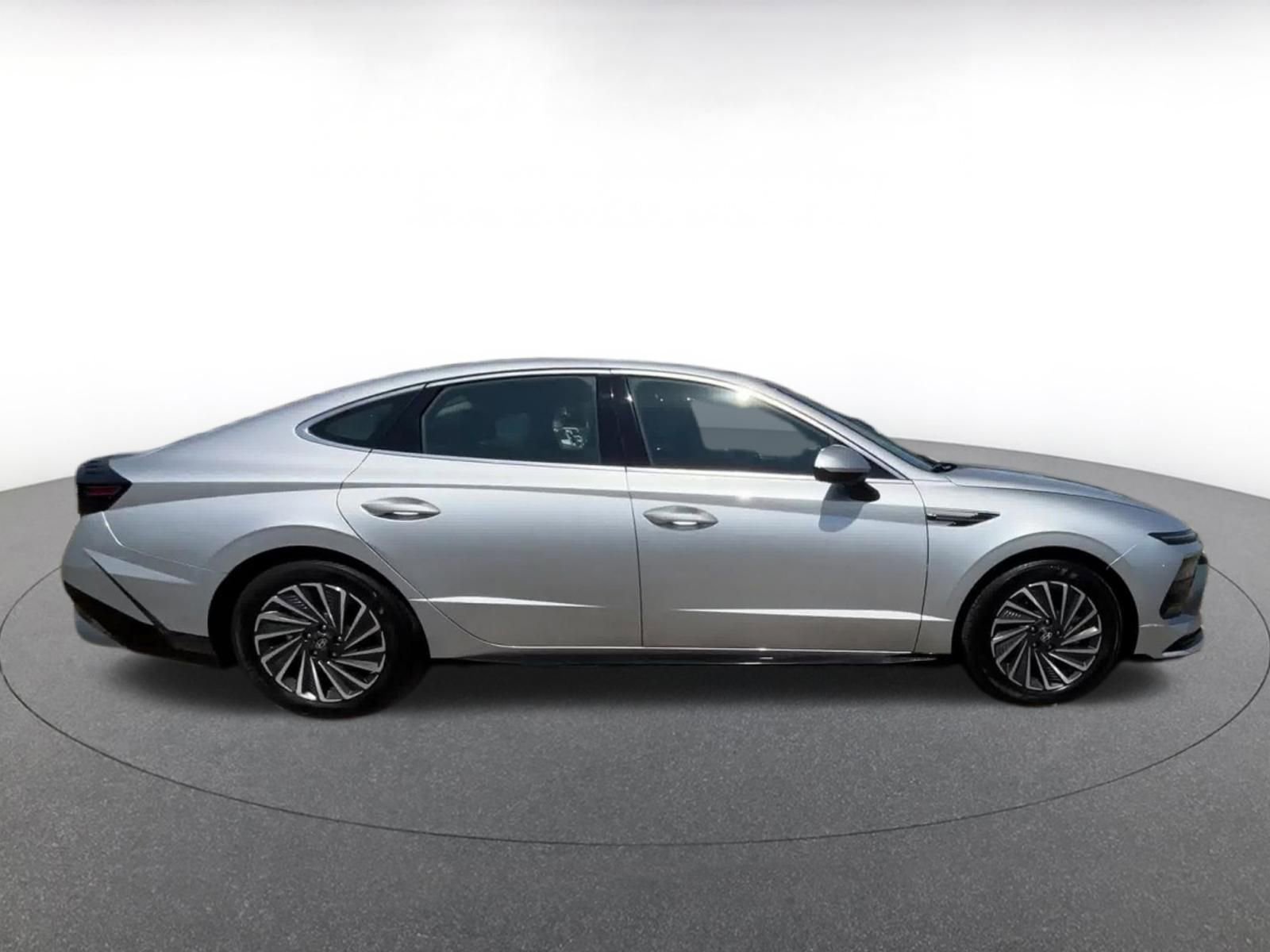 Thumbnail: 2025 Hyundai Sonata - 15