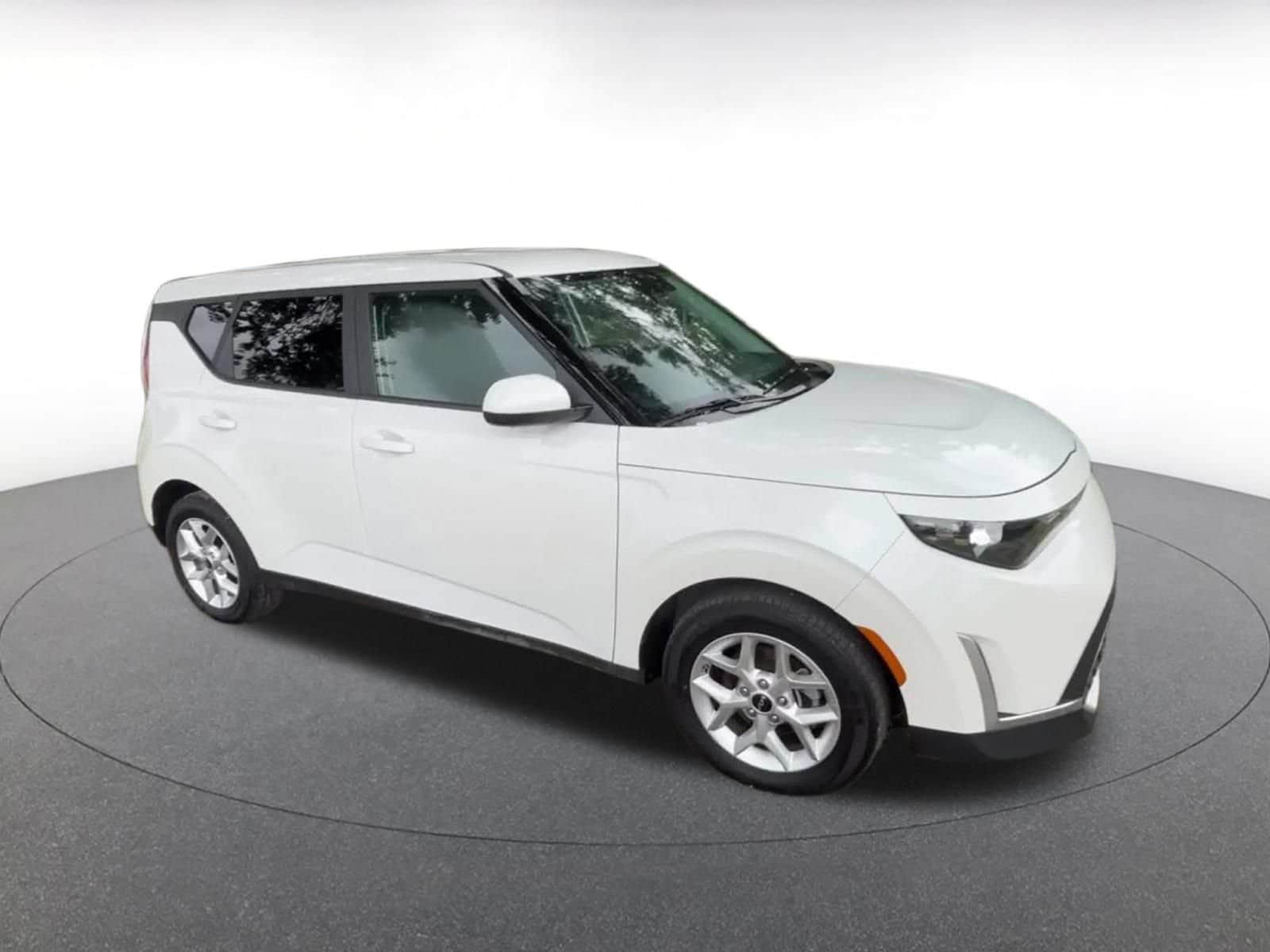 Thumbnail: 2025 Kia Soul - 2
