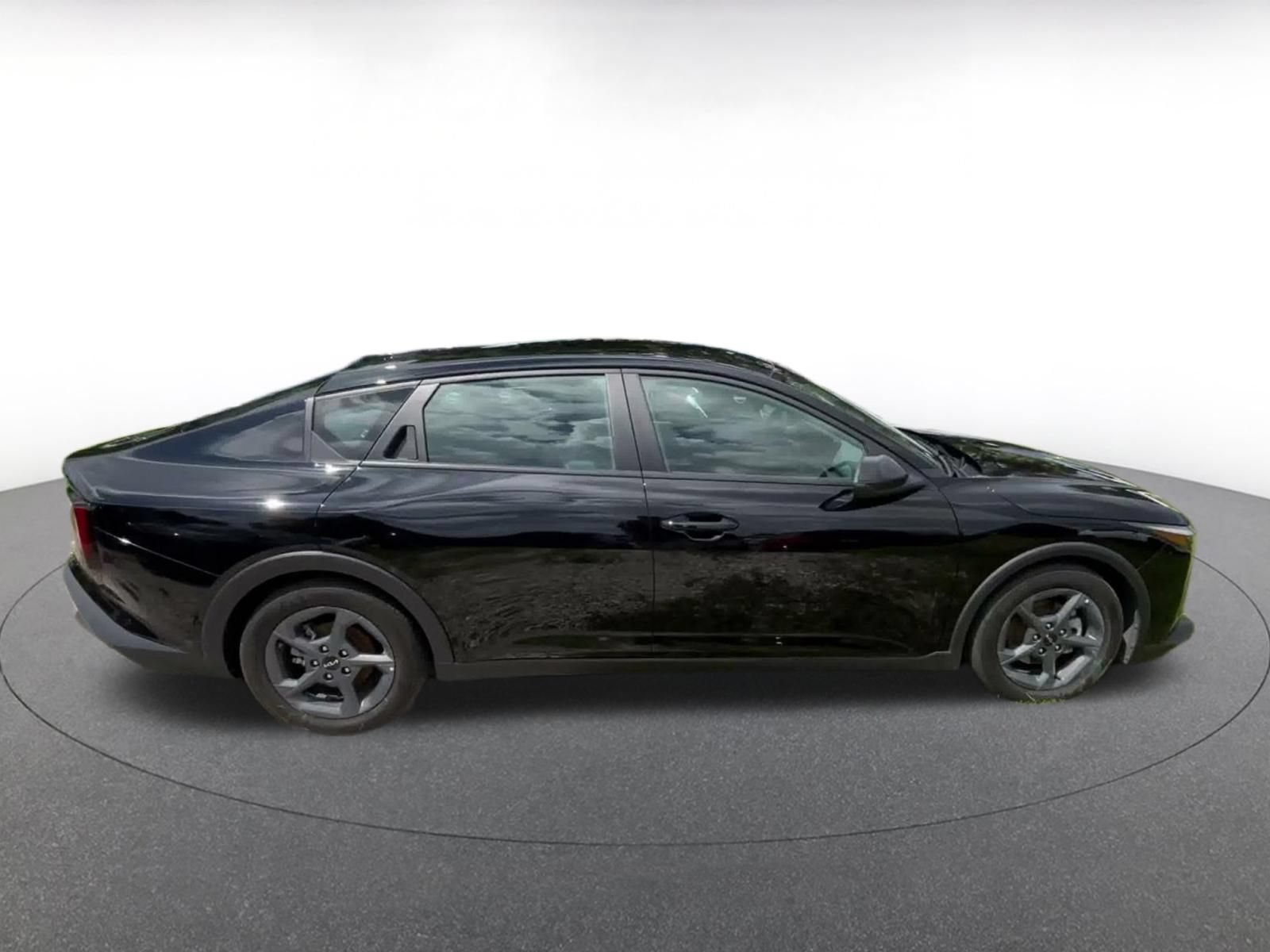 Thumbnail: 2025 Kia K4 - 13