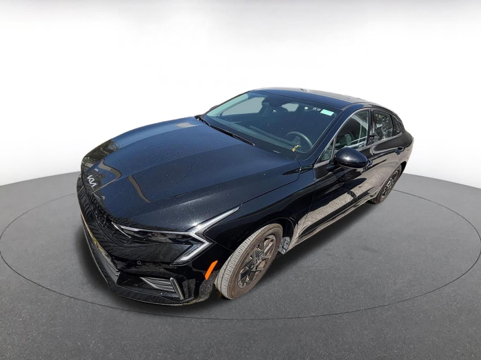 Thumbnail: 2025 Kia K5 - 3
