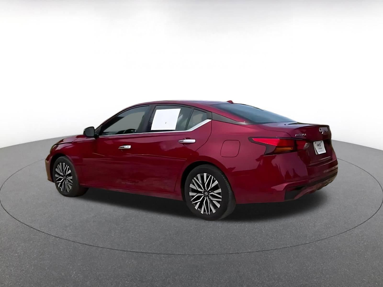 Thumbnail: 2025 Nissan Altima - 10
