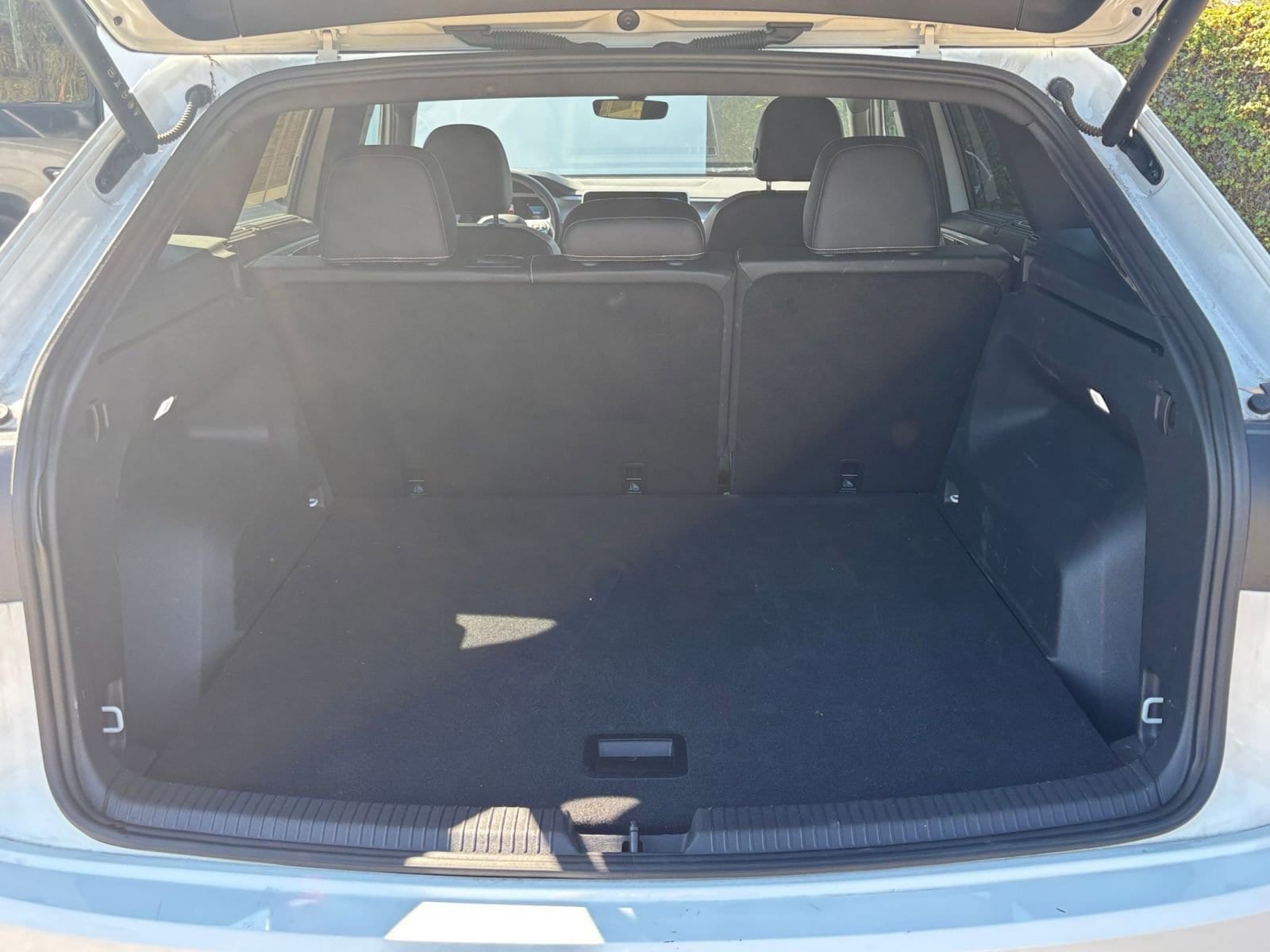 Thumbnail: 2025 Volkswagen Atlas - 31