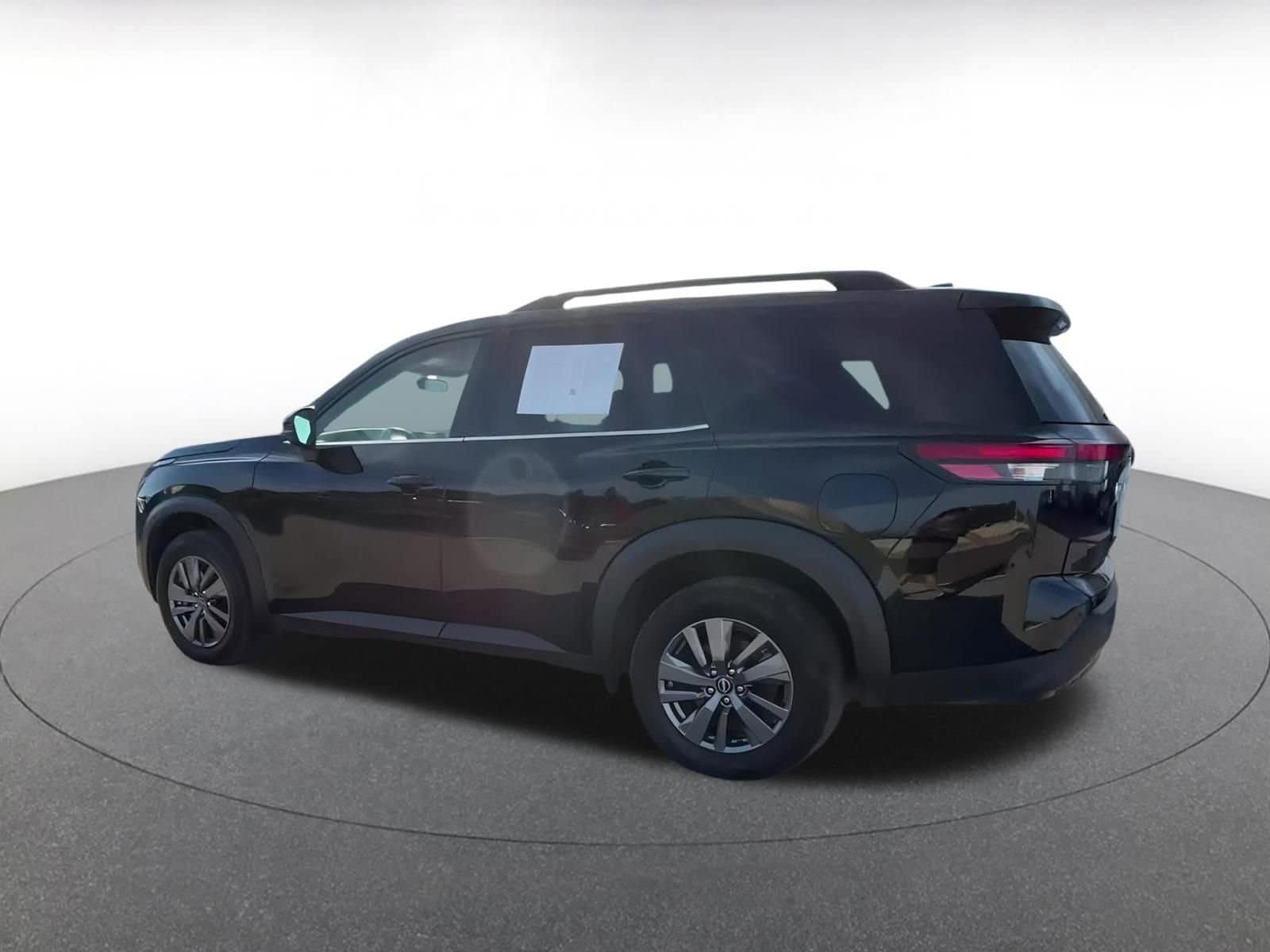 Thumbnail: 2025 Nissan Pathfinder - 9