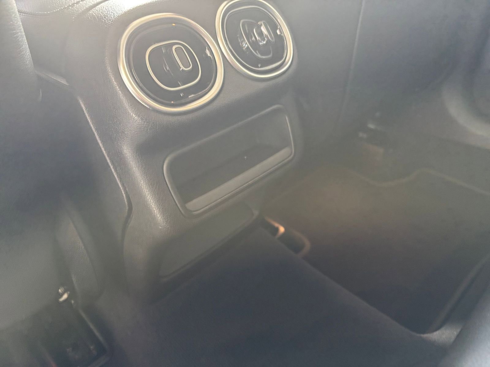 Thumbnail: 2023 Mercedes-Benz GLC - 24