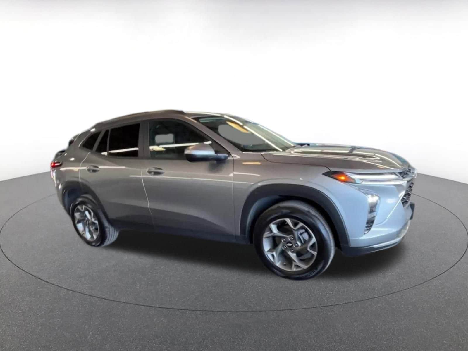 Thumbnail: 2025 Chevrolet Trax - 1