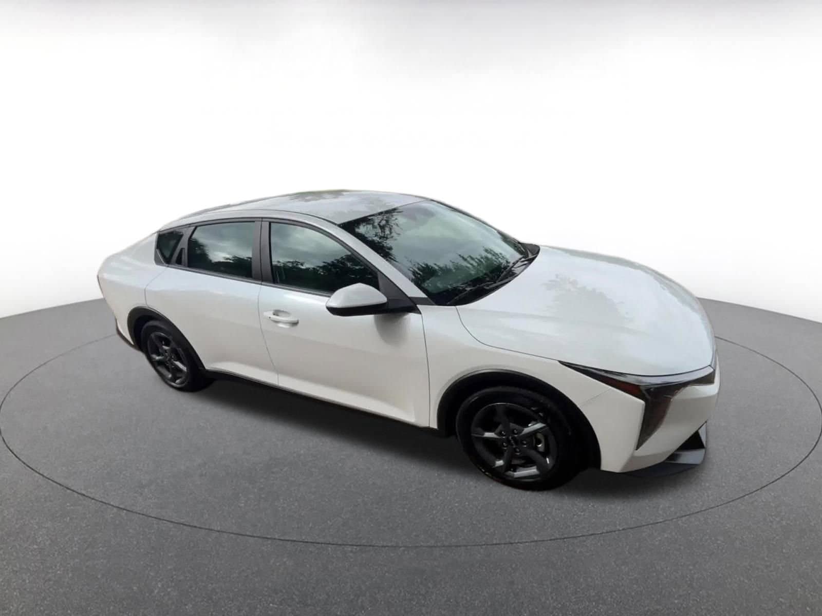 Thumbnail: 2025 Kia K4 - 2