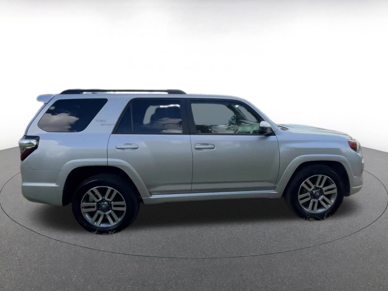 Thumbnail: 2024 Toyota 4Runner - 16