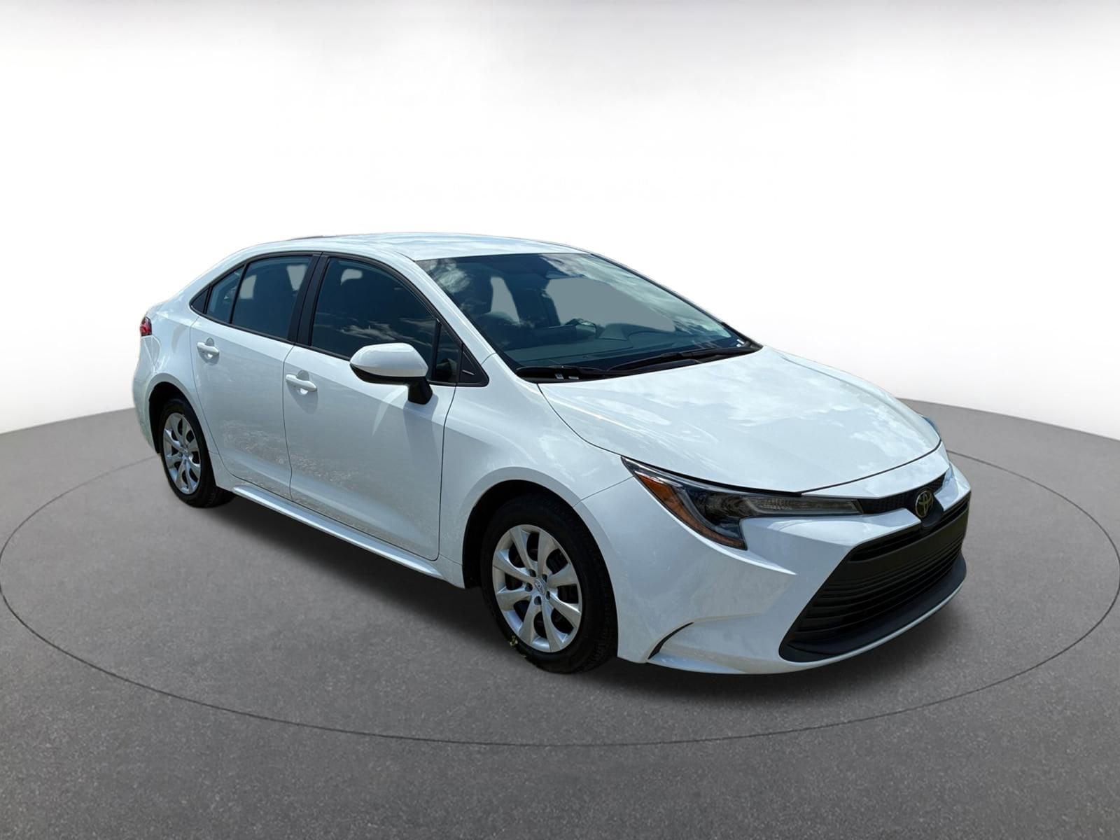 Thumbnail: 2024 Toyota Corolla - 1