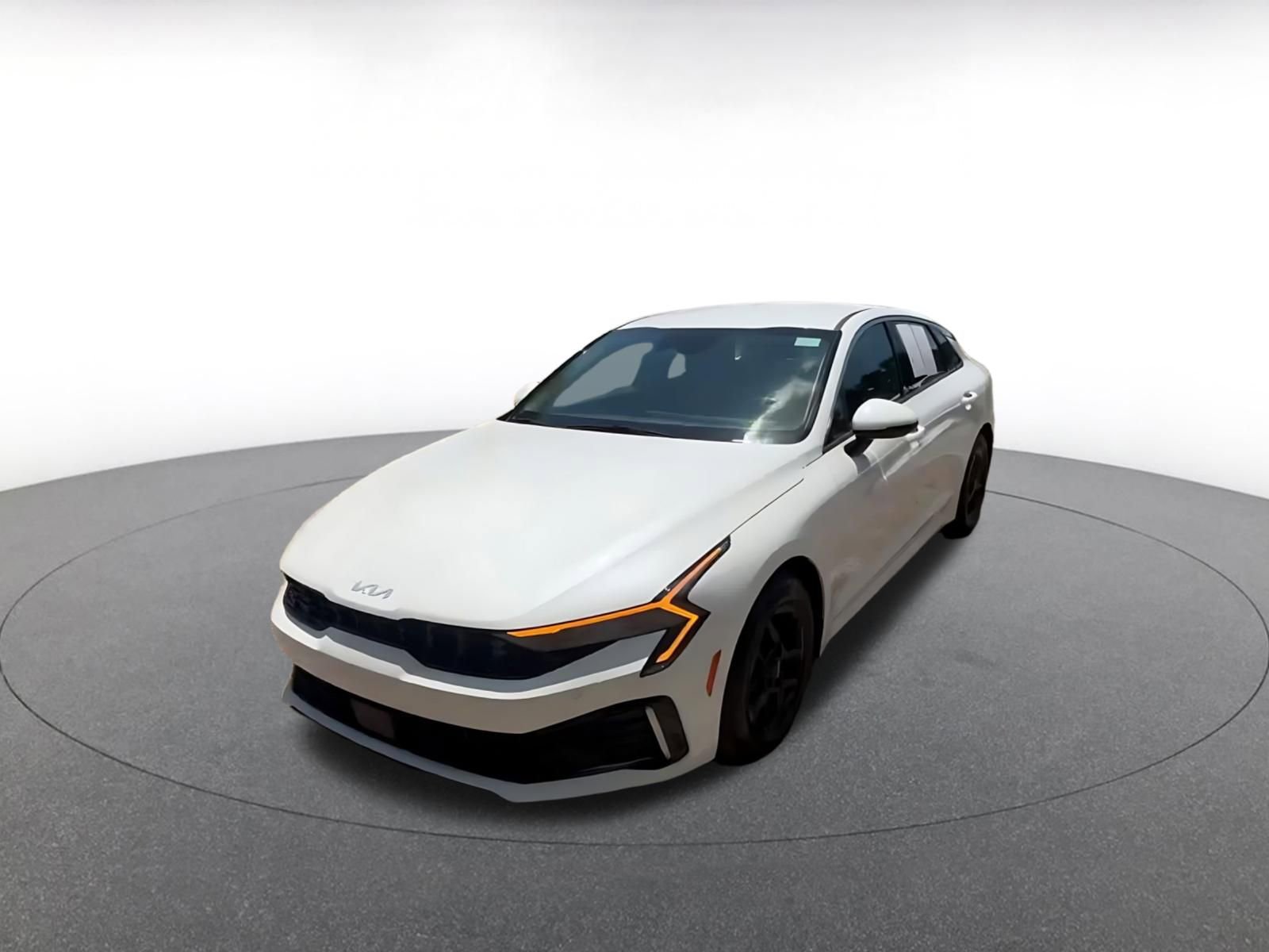 Thumbnail: 2025 Kia K5 - 11