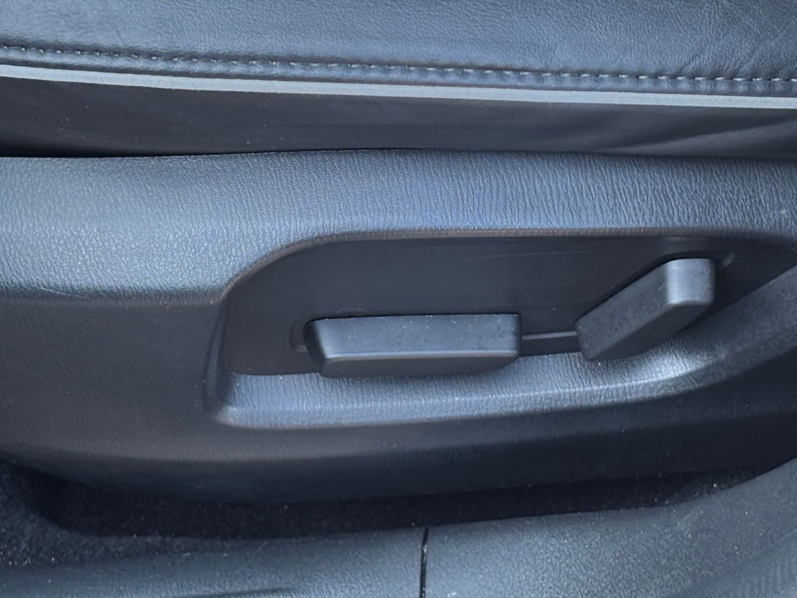 Thumbnail: 2025 Mazda CX-5 - 23