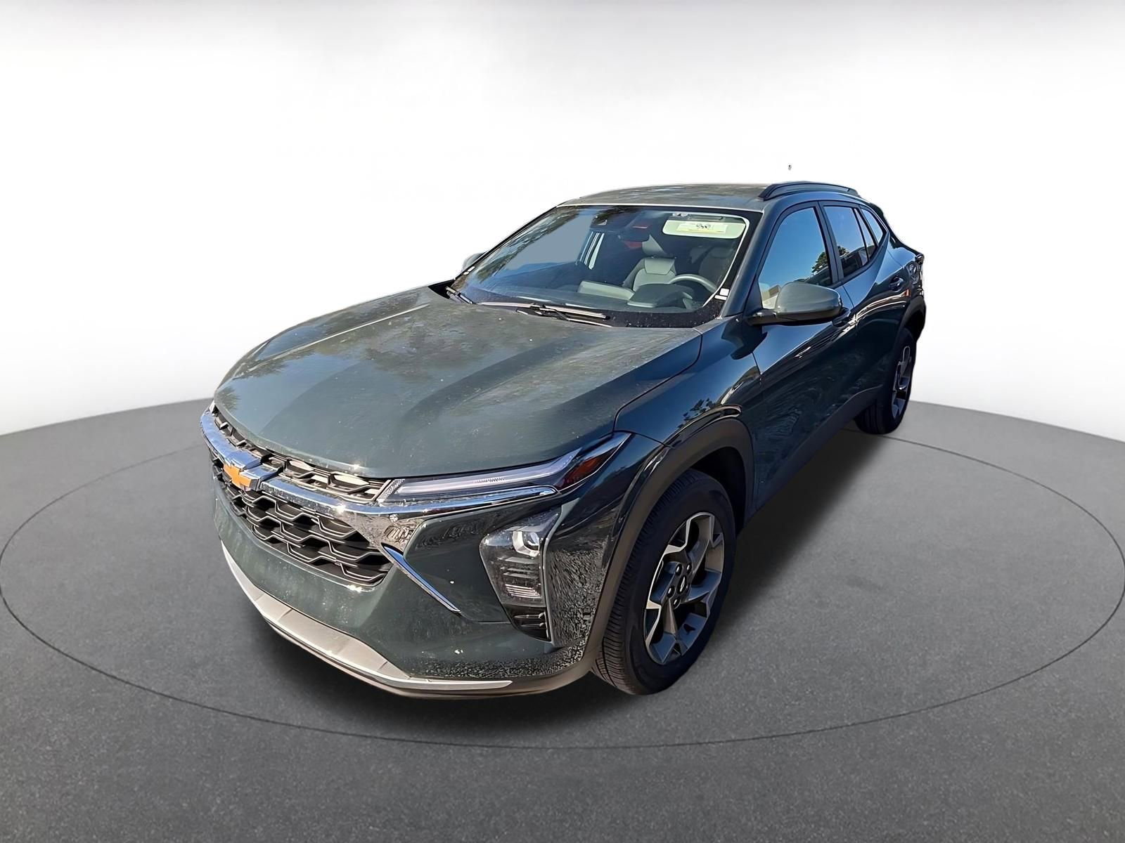 Thumbnail: 2025 Chevrolet Trax - 6