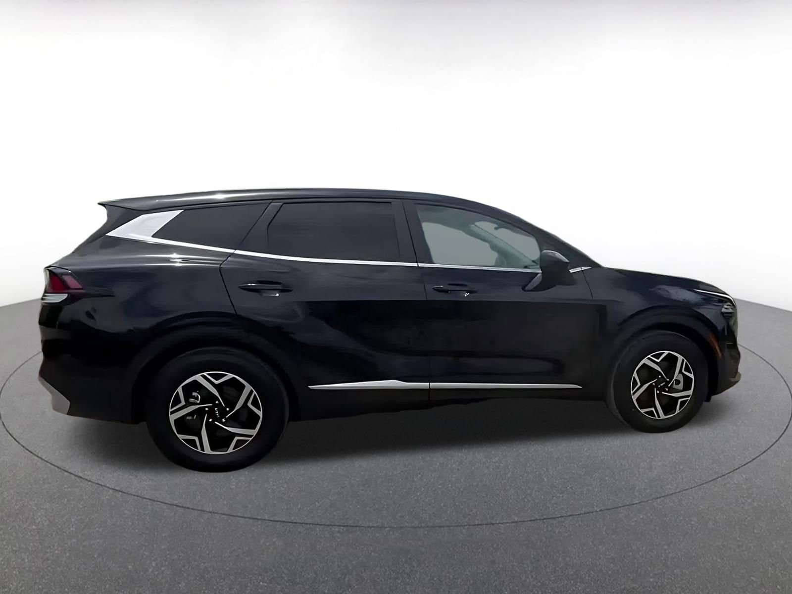 Thumbnail: 2025 Kia Sportage - 16