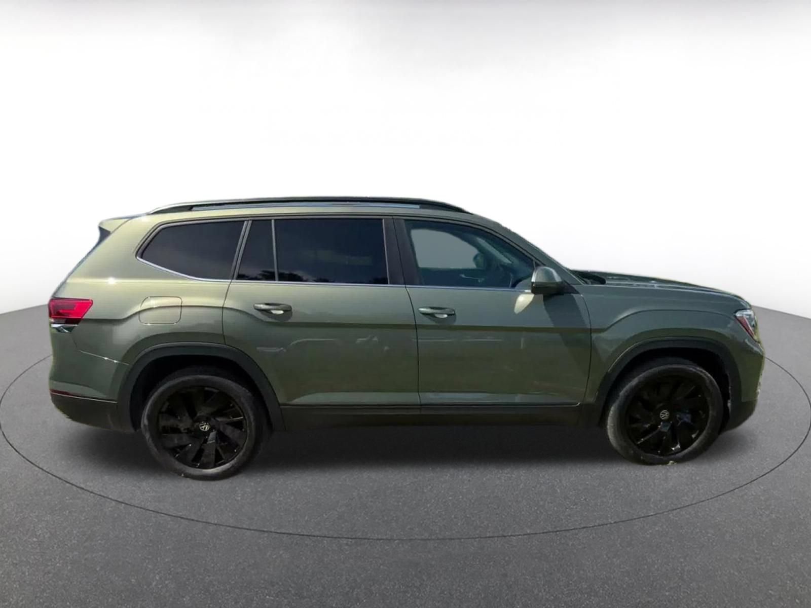 Thumbnail: 2026 Volkswagen Atlas - 13