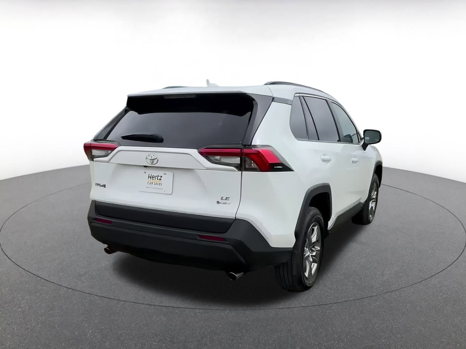 Thumbnail: 2025 Toyota RAV4 - 14