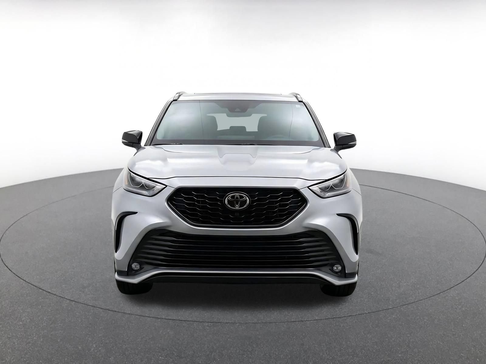 Thumbnail: 2025 Toyota Highlander - 2
