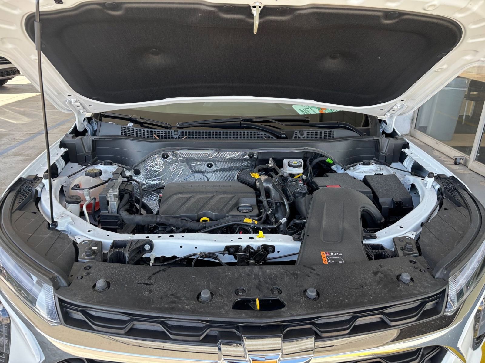 Thumbnail: 2025 Chevrolet Trax - 33