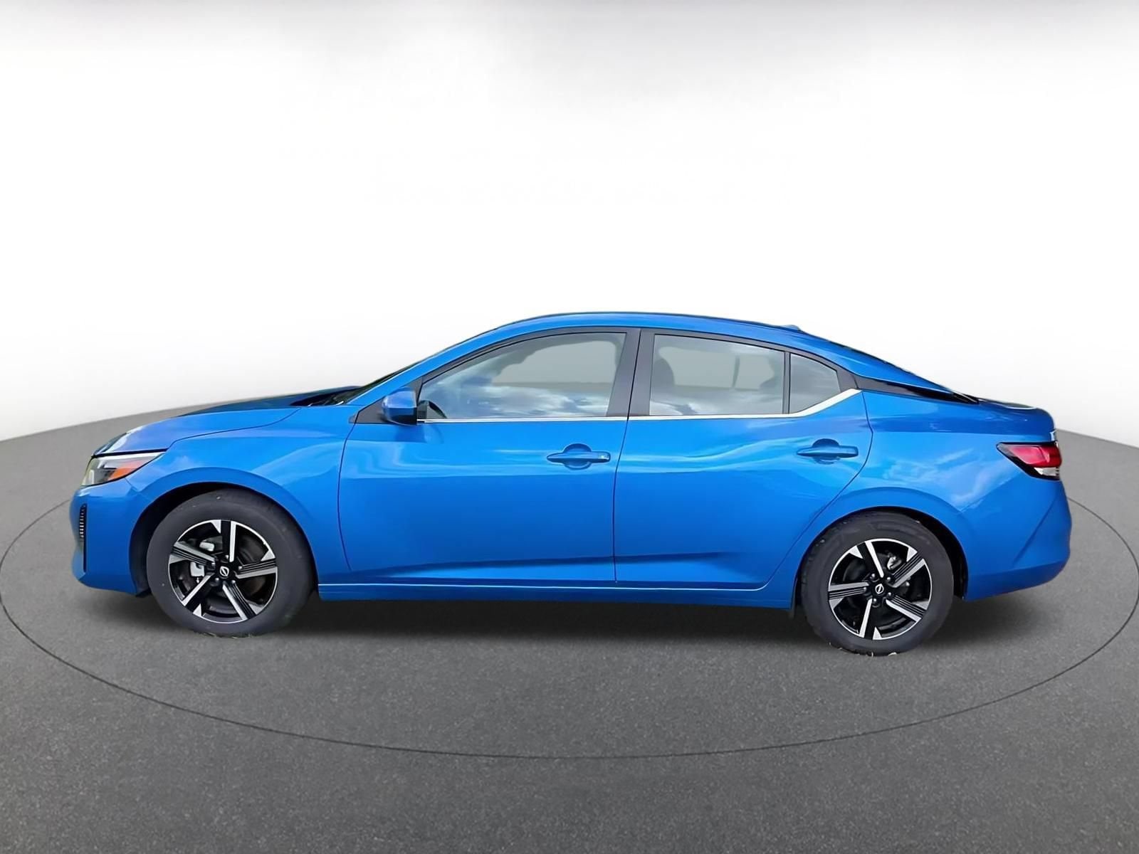 Thumbnail: 2025 Nissan Sentra - 8