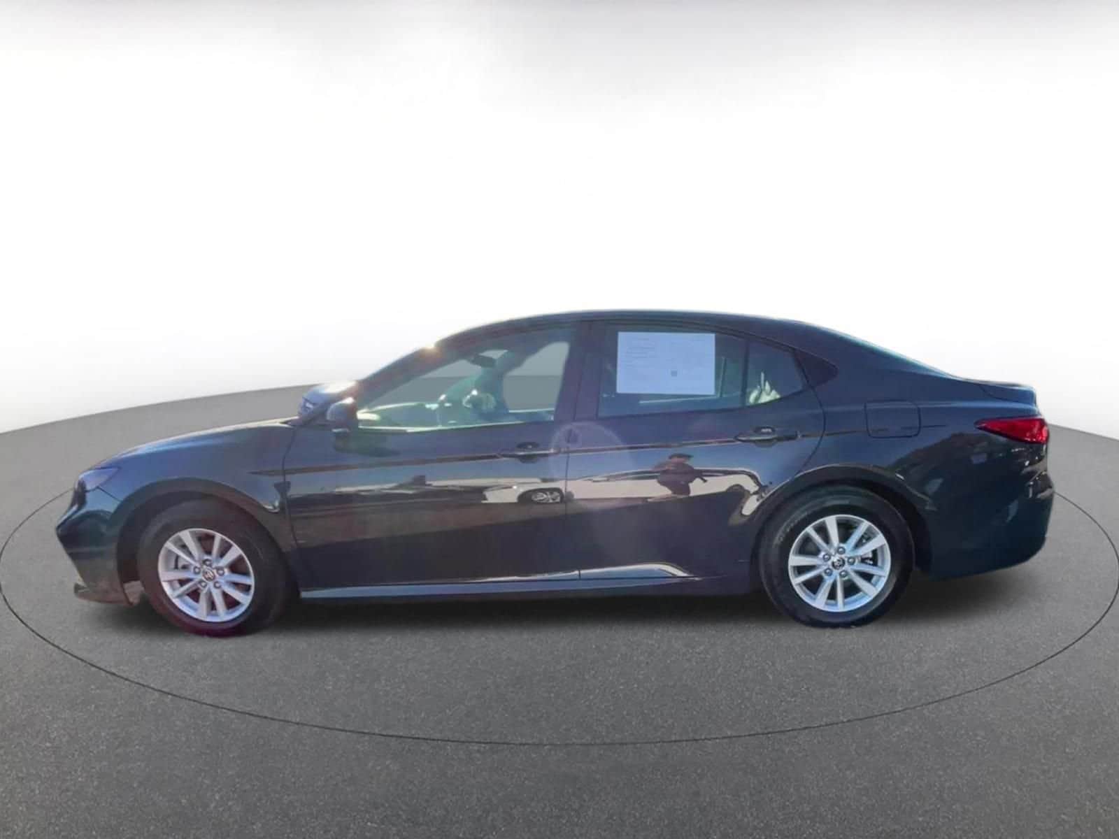 Thumbnail: 2025 Toyota Camry - 9