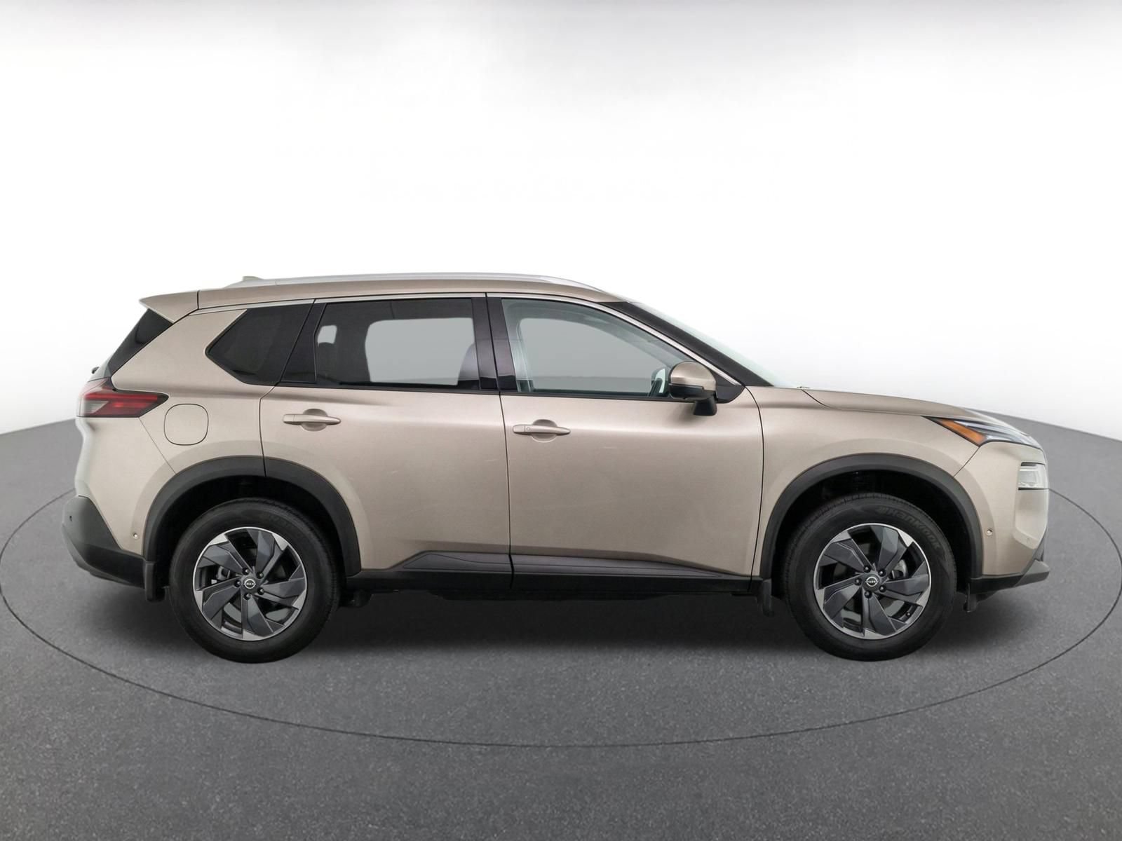 Thumbnail: 2025 Nissan Rogue - 14