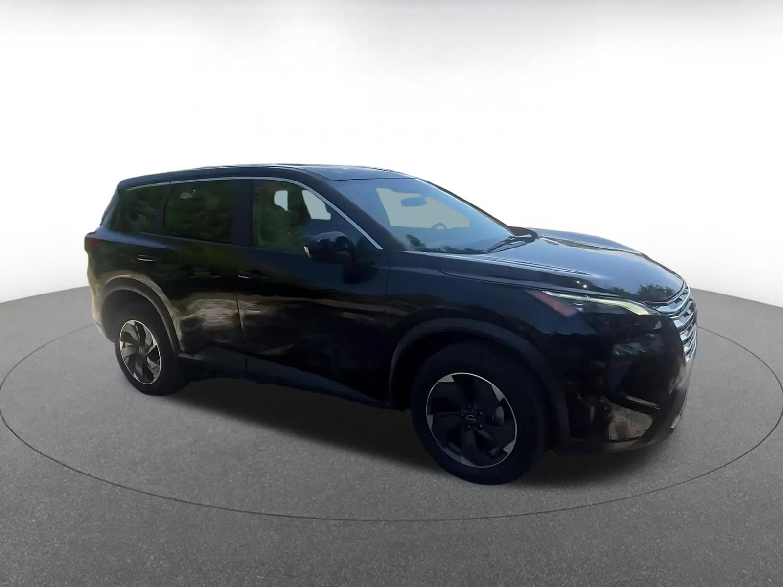 Thumbnail: 2025 Nissan Rogue - 2