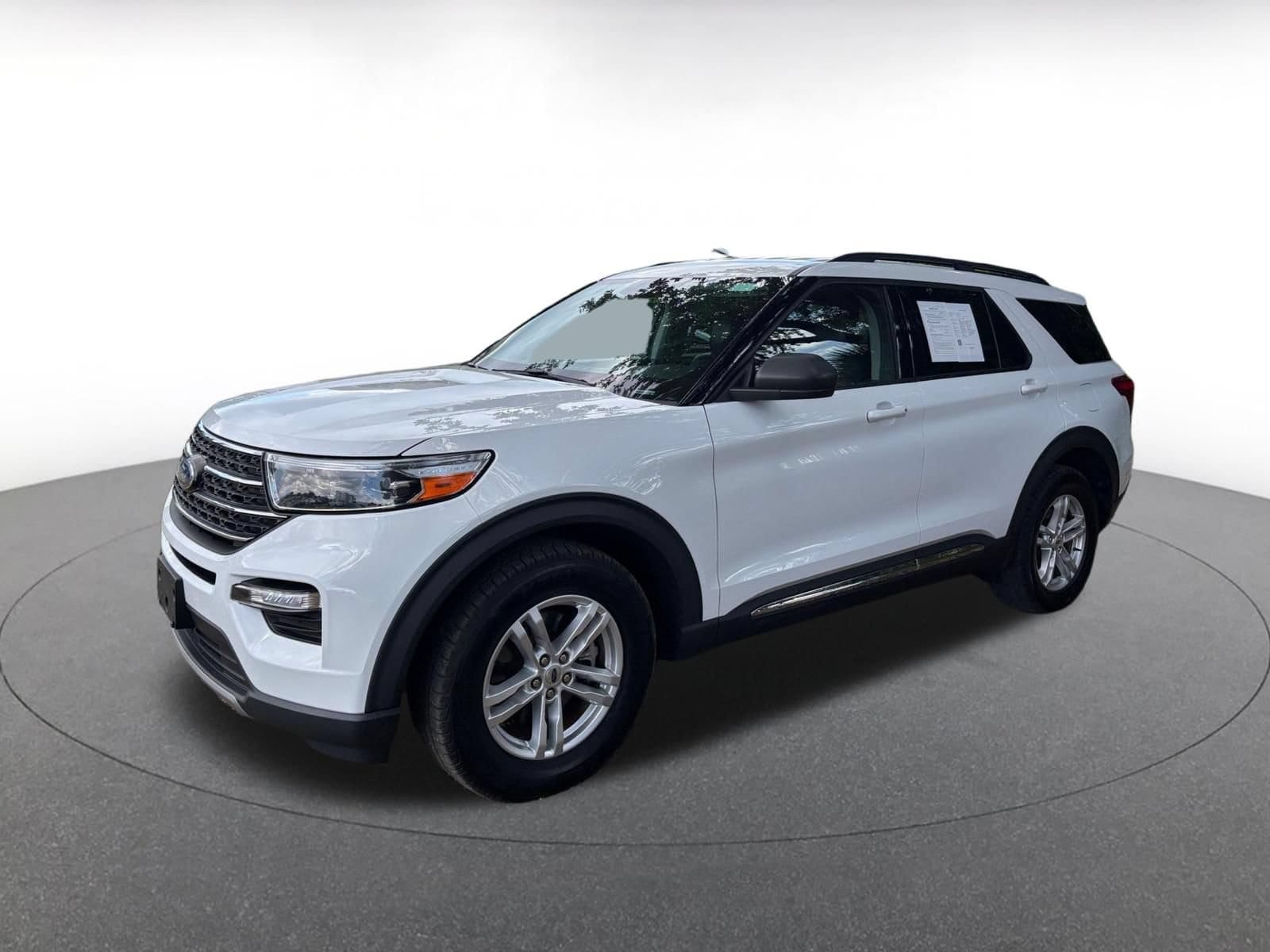 Thumbnail: 2023 Ford Explorer - 4