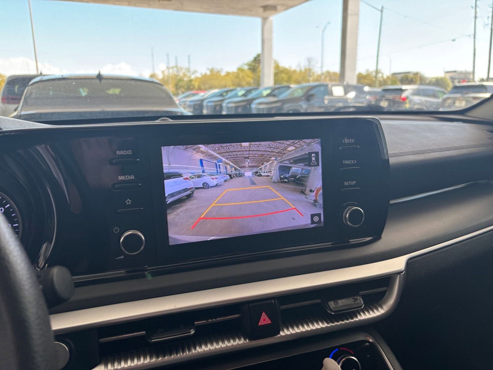 Thumbnail: 2023 Kia K5 - 24