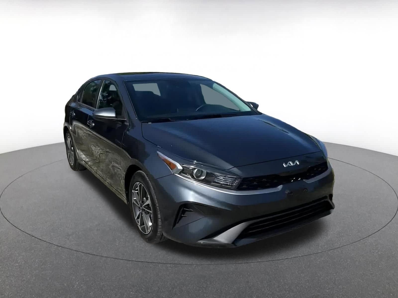 2024 Kia Forte LXS 3