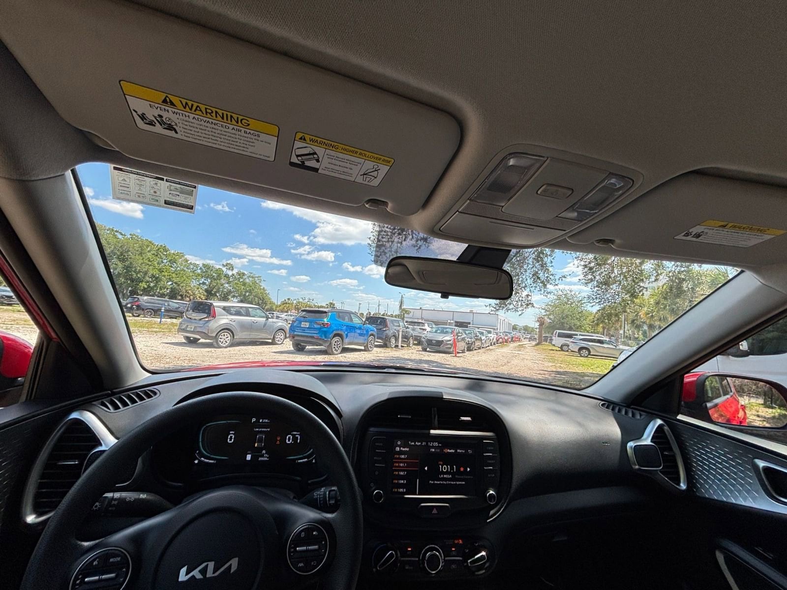 Thumbnail: 2025 Kia Soul - 32