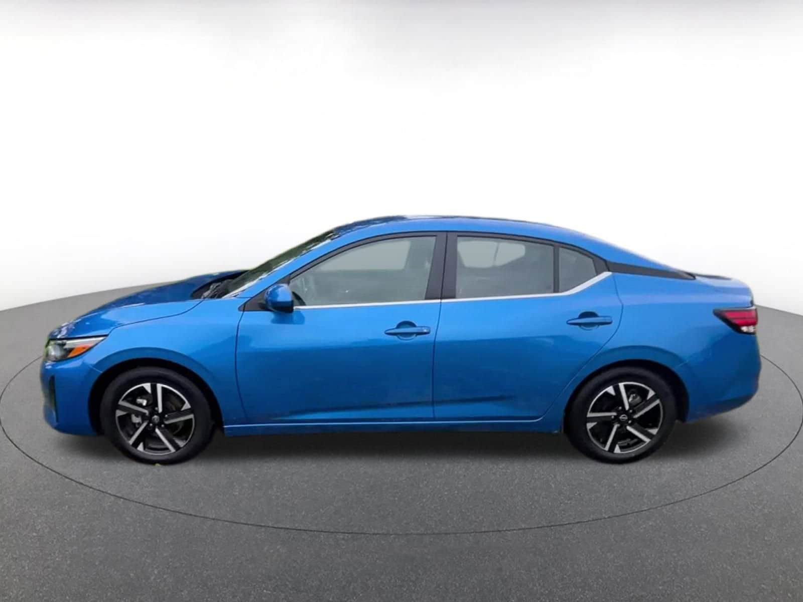 Thumbnail: 2024 Nissan Sentra - 9