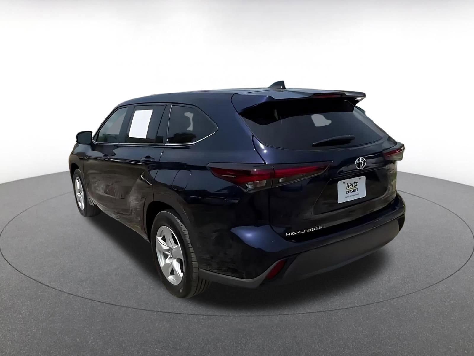 Thumbnail: 2025 Toyota Highlander - 11