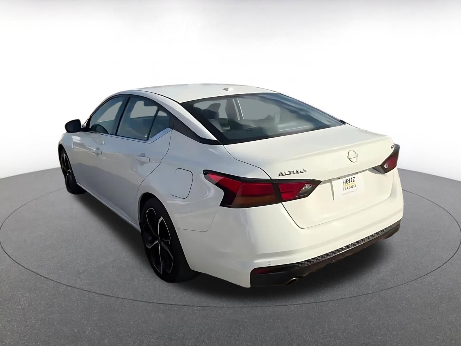 Thumbnail: 2025 Nissan Altima - 12