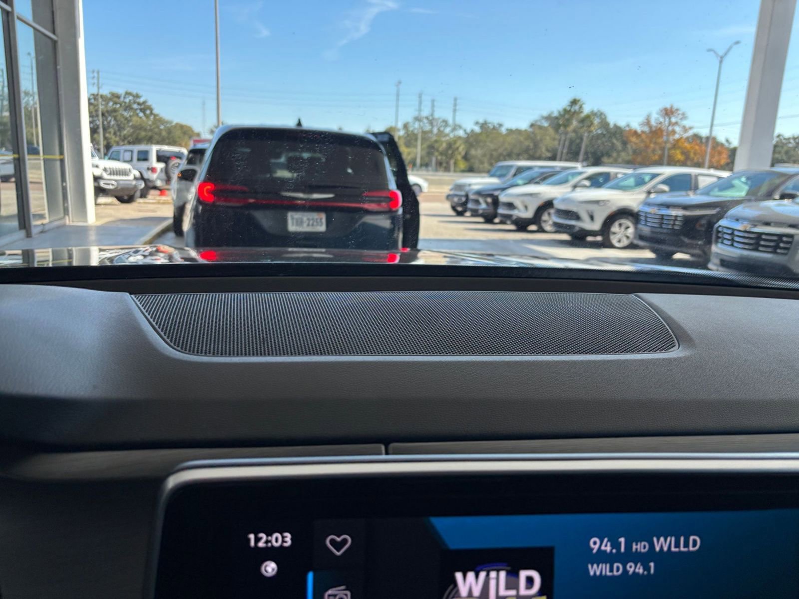 Thumbnail: 2025 Volkswagen Atlas - 18