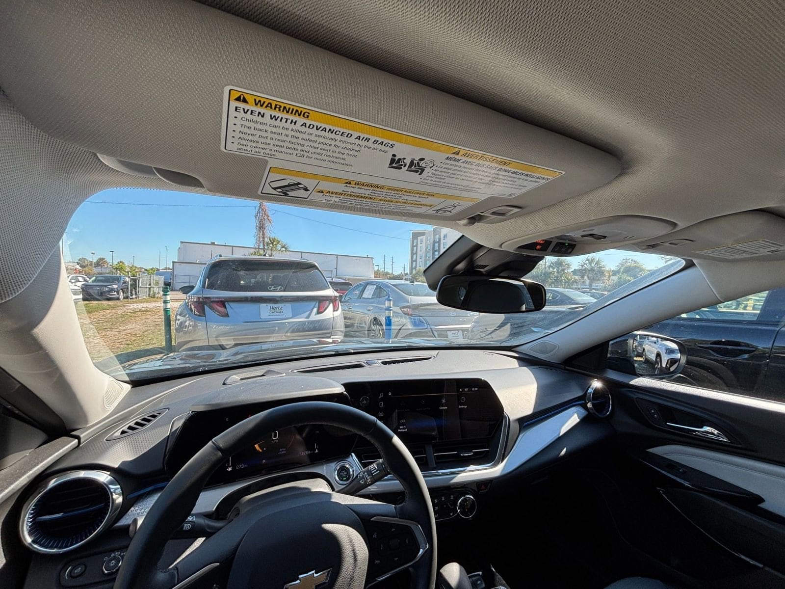 Thumbnail: 2025 Chevrolet Trax - 34