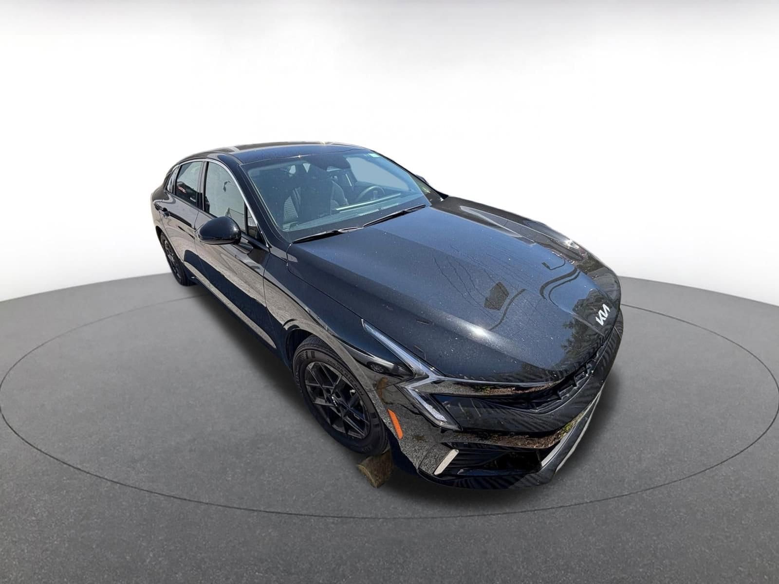 Thumbnail: 2025 Kia K5 - 1