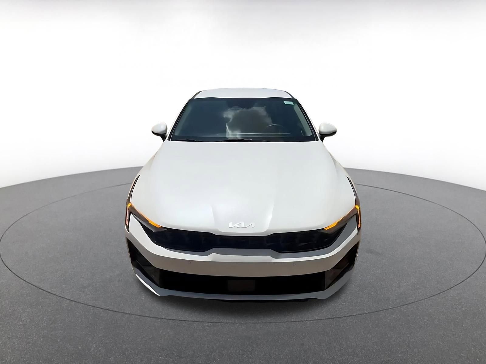 Thumbnail: 2025 Kia K5 - 3