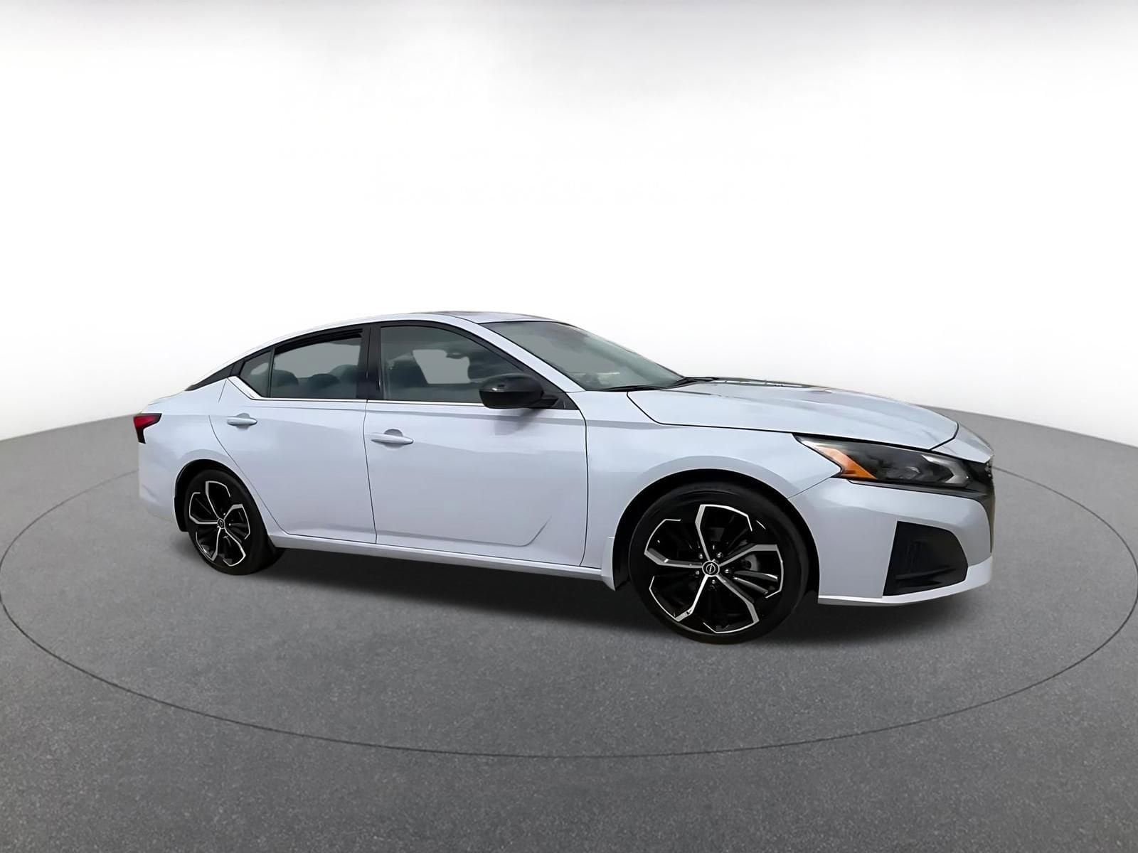 Thumbnail: 2025 Nissan Altima - 1