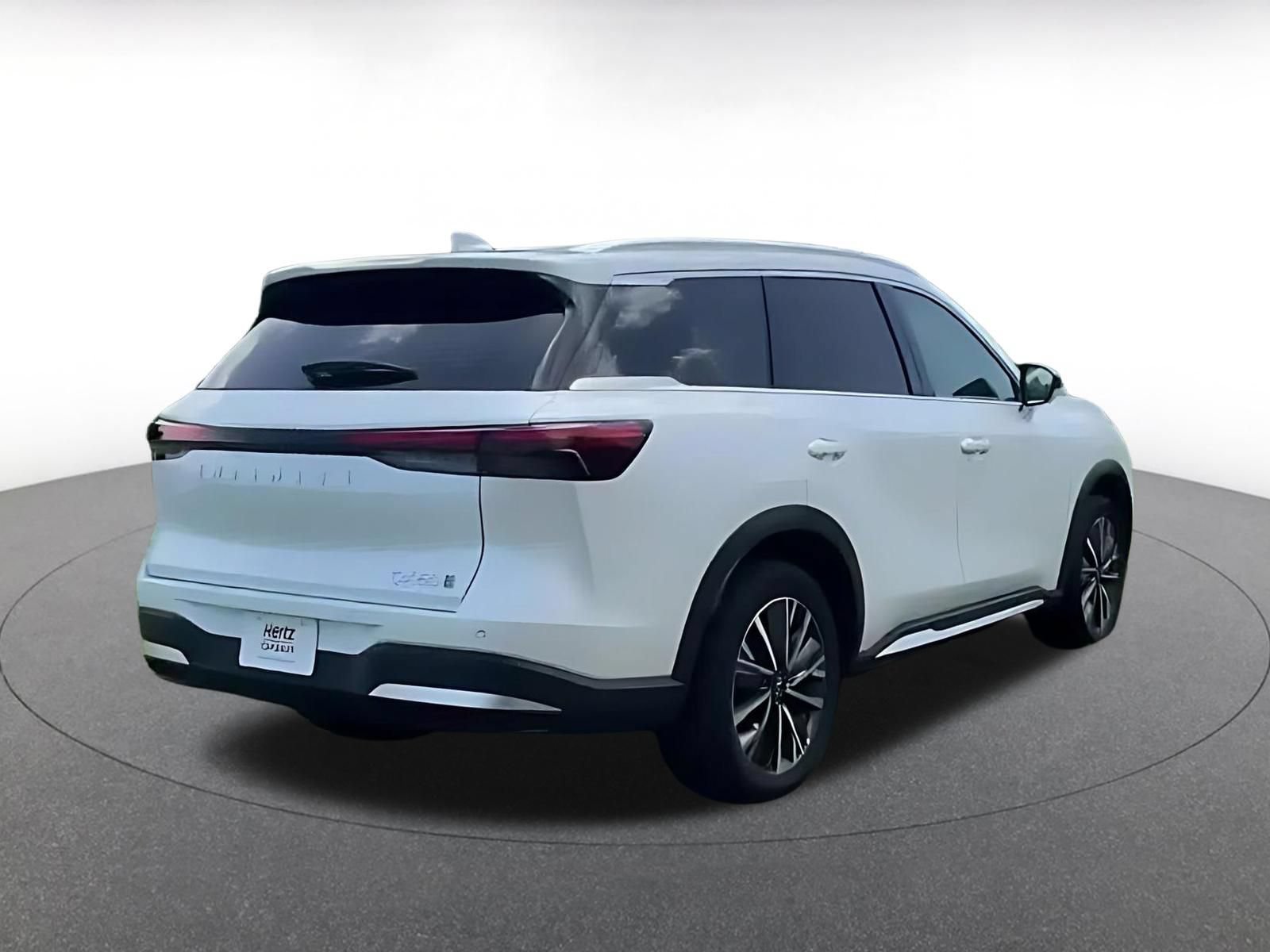 Thumbnail: 2026 INFINITI QX60 - 14